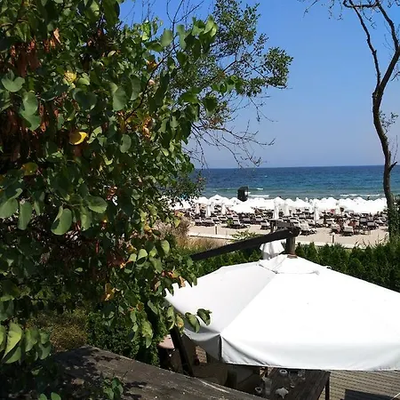 Oasis Beach Krasn With 2 Bedrooms Daire