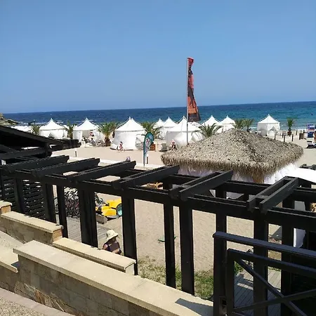 Oasis Beach Krasn With 2 Bedrooms Daire